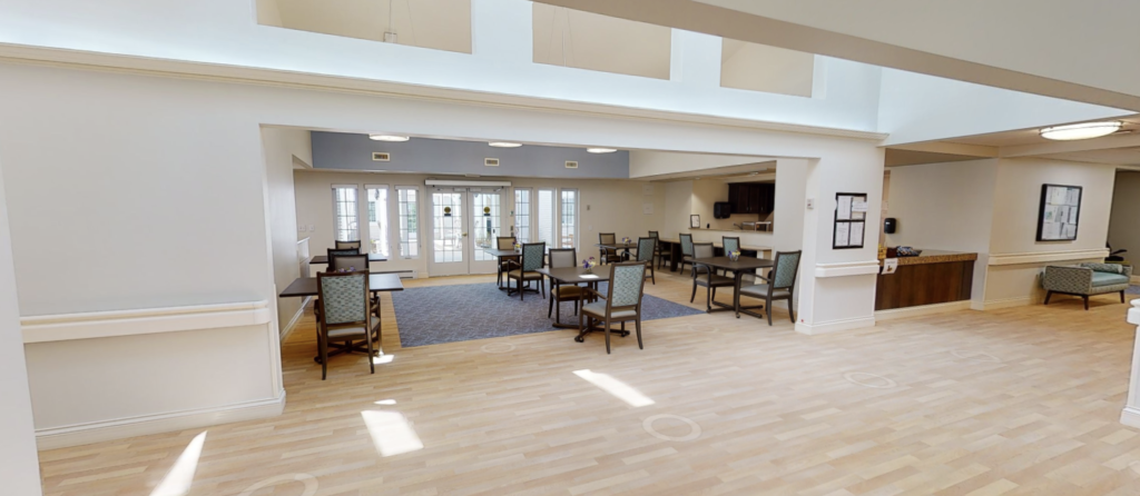 Dining in Webster Assisted Living