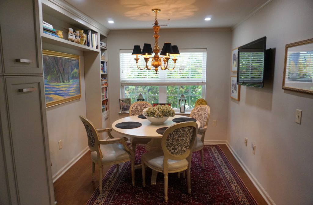 apartment custom dining